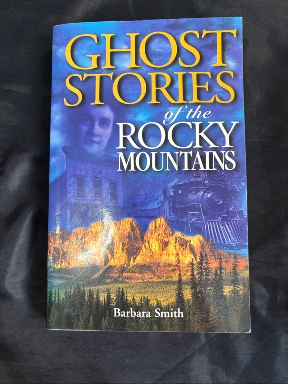 Canadian Ghost Stories Book Bundle - 3 books by Barbara Smith - Picture 6 of 13
